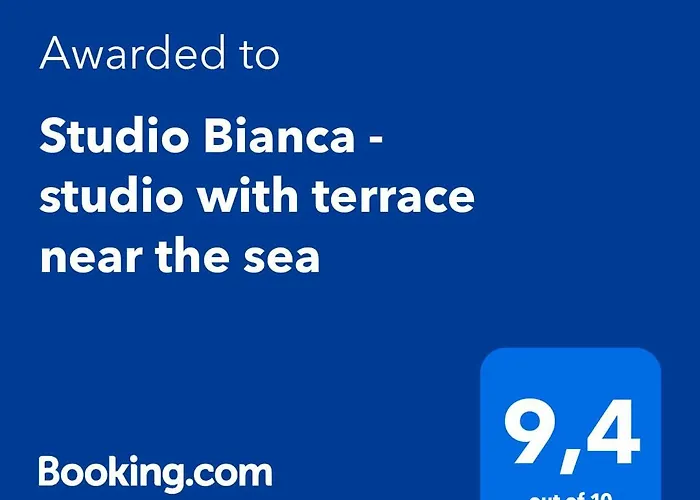 Bianca - With Terrace Near The Sea Apartment Sukošan