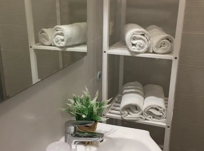 Bianca - With Terrace Near The Sea Apartamento Sukošan